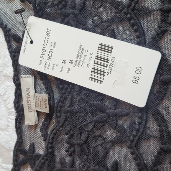 Cute Black Top - Picture 4 of 4